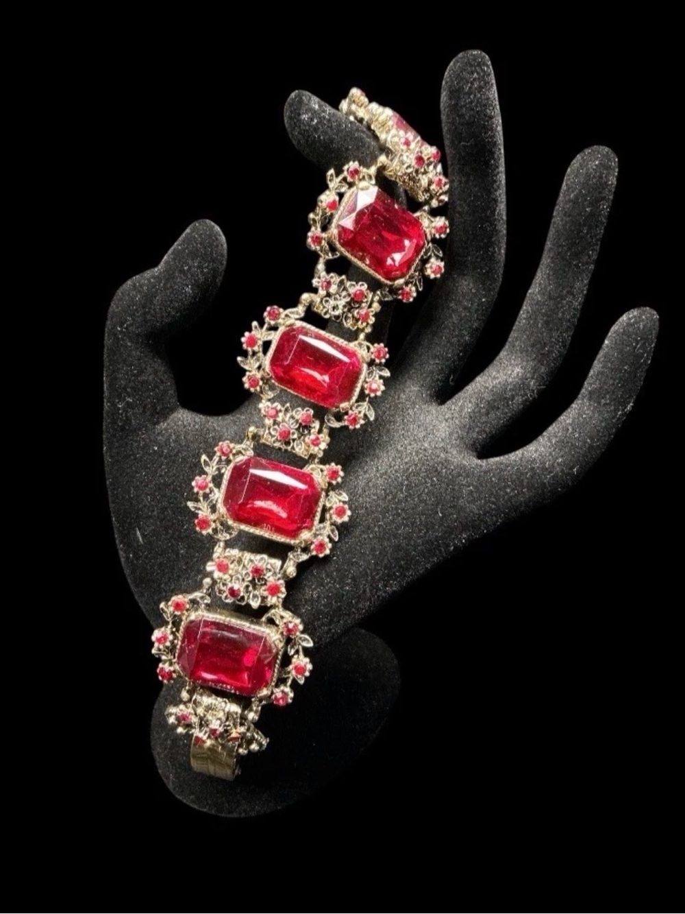 Vintage Ruby Red Glass Rhinestone Floral Bracelet Silver Tone 6.5” Unsigned